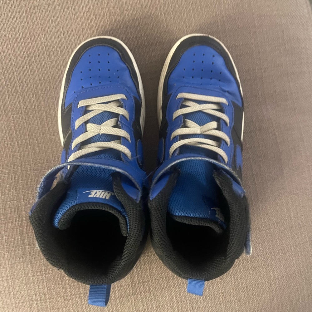 Nike Court Borough Mid 2 Shoe Size 3